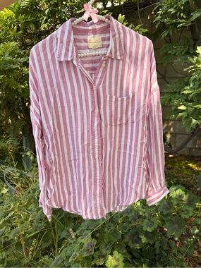 Pink/White Stripe Button-Up Shirt- linenlike